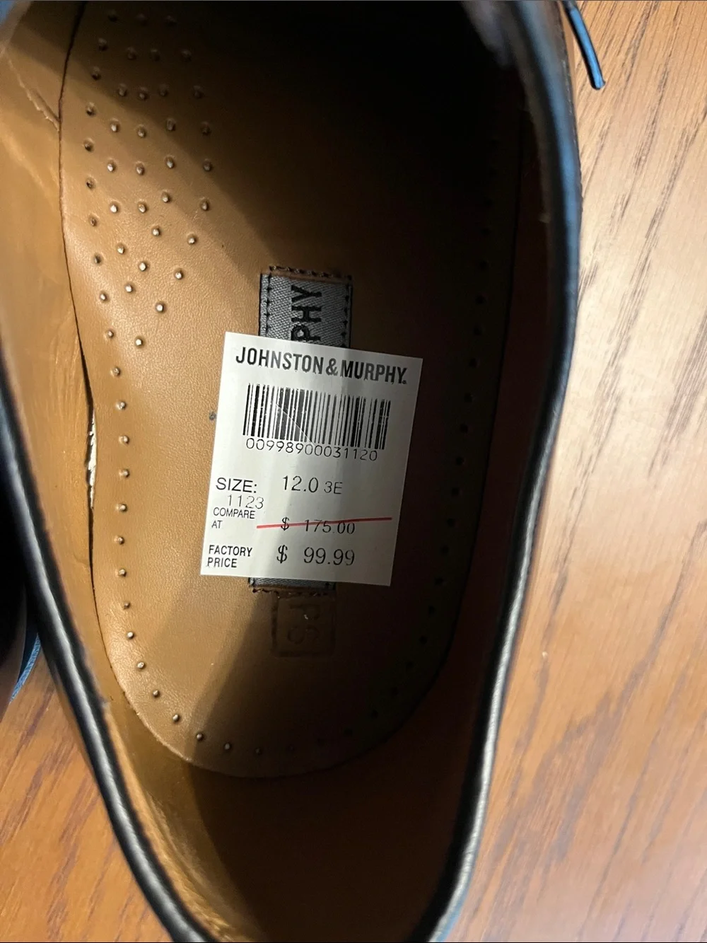 Johnston & Murphy Men’s Cap-Toe Oxfords in Dark Brown/Chestnut